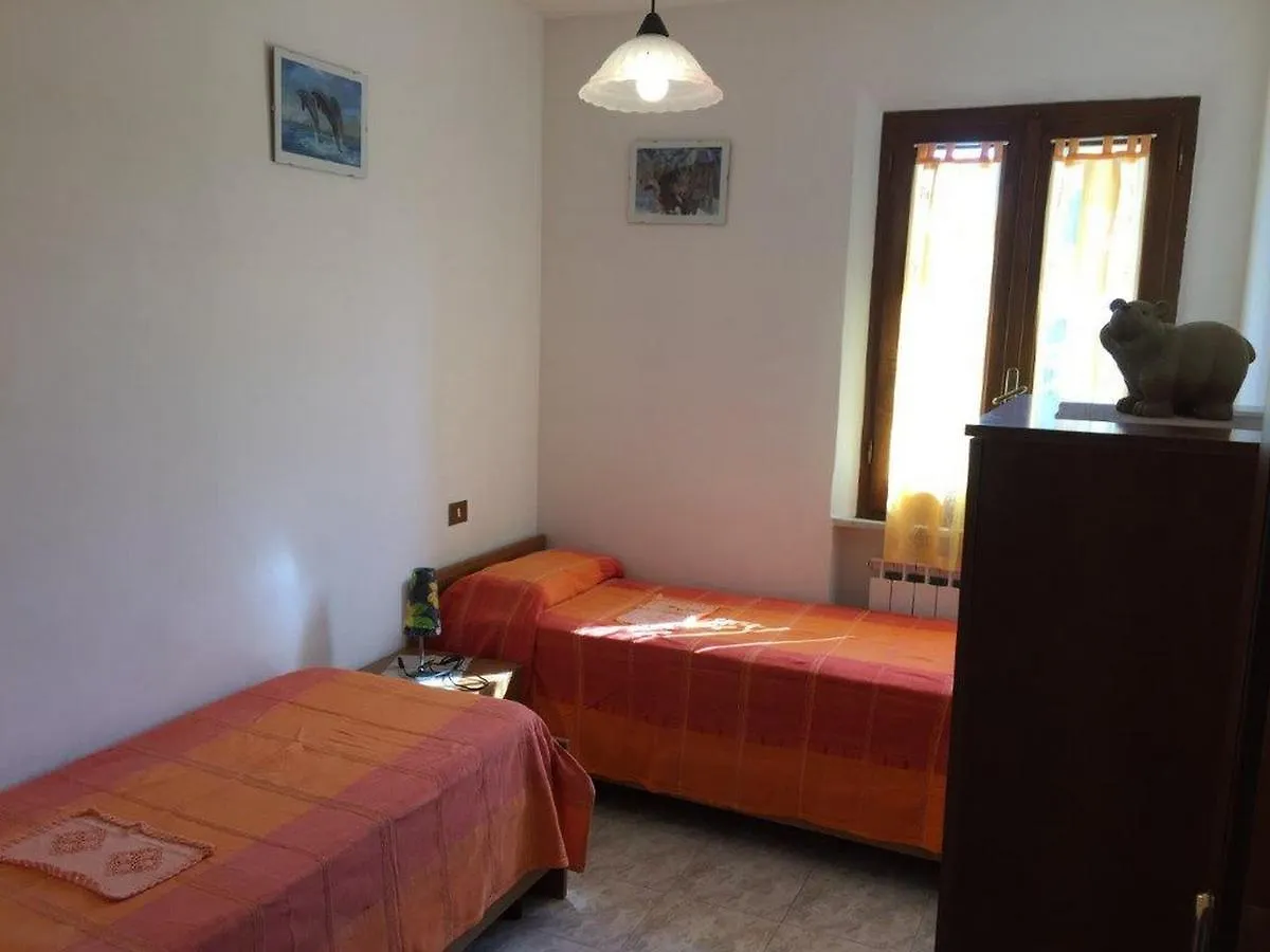 Casa Tirrena 600M From Sea - Happy Rentals Marina di Massa Apartment